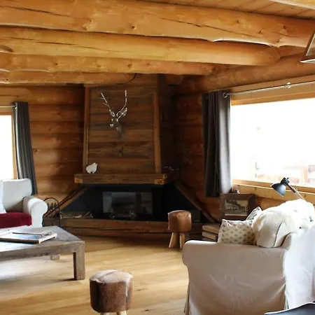 Chalet Le *