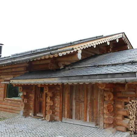 Chalet Le *